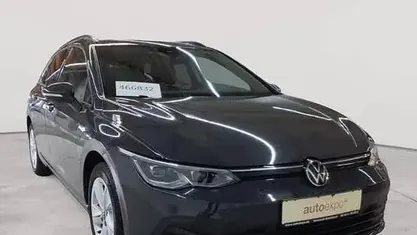 Usata VW Golf VIII Life 116 CV (85 kW) 2023 Grigio Station wagon