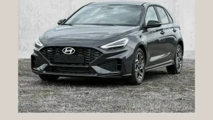 Neu Hyundai i30 N Line 150 PS (110 kW) 2026 Ecotronic grey / mic Limousine
