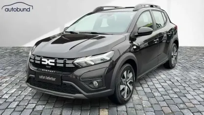 Neu Dacia Sandero Expression 91 PS (66 kW) 2025 Schwarz / perlmuttschwarz SUV