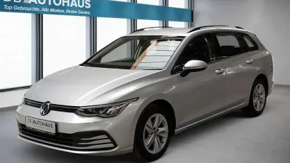 Gebraucht VW Golf VIII Life 110 PS (80 kW) 2023 Silber Kombi