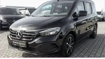 Gebraucht Mercedes EQT200 89 kW (122 PS) 2024 Loparitschwarz Van / Kleinbus