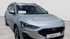 Moondust silber metallic Gebraucht 2022 Ford Focus Cool & Connect Kombi | 13.590 € (Fairer Preis)