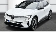 Arktisweiß, black pearlschwarz metallic Gebraucht 2023 Renault Mégane Iconic Limousine | 30.495 € (Superpreis)