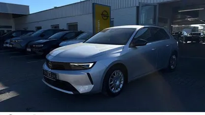 Gebraucht Opel Astra Edition 110 PS (80 kW) 2025 Silber Limousine
