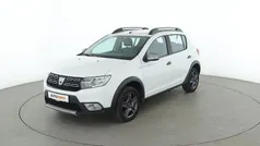 Weiß Gebraucht 2018 Dacia Sandero Celebration Kleinwagen | 8.540 € (Fairer Preis)