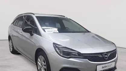 Argonsilber metallic Gebraucht 2021 Opel Astra Edition Kombi | 13.290 € (Superpreis)
