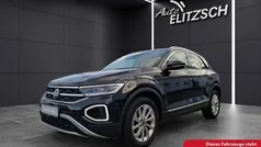 Deep black perleffekt Gebraucht 2022 VW T-Roc Style SUV | 25.890 € (Fairer Preis)
