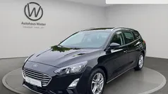 Schwarz Gebraucht 2019 Ford Focus Cool & Connect Kombi | 15.499 € (Fairer Preis)