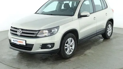 Gebraucht VW Tiguan Trendline 122 PS (89 kW) 2015 SUV