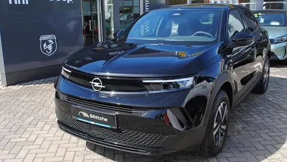 Lackierung schwarz perla nera/typ aussenverkleidung metalliclackierung Neu 2025 Opel Mokka Elegance SUV | 21.990 €