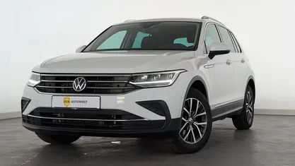 Second-hand VW Tiguan Life 150 CP (110 kW) 2023 SUV
