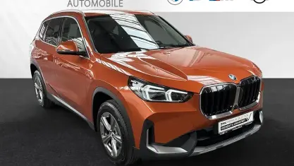 Gebraucht BMW X1 245 PS (180 kW) 2024 Utah orange metallic SUV