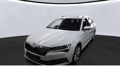 Gebraucht Skoda Superb Style 218 PS (160 kW) 2023 Weiß Kombi
