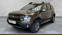 Nerzbraun Gebraucht 2018 Dacia Duster Lauréate SUV | 14.890 € (Fairer Preis)