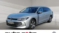 Silber Gebraucht 2024 VW Passat Business Kombi | 35.990 € (Superpreis)
