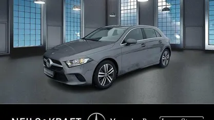 Grau Gebraucht 2020 Mercedes A200 Progressive Limousine | 21.550 € (Fairer Preis)