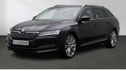 Schwarz Gebraucht 2020 Skoda Superb LAURIN & KLEMENT Kombi | 22.480 € (Fairer Preis)