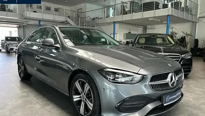 Gebraucht Mercedes C220 Avantgarde 220 PS (161 kW) 2024 Limousine