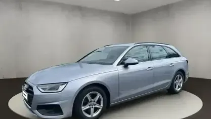 Używany Audi A4 Ambiente 163 KM (119 kW) 2020 Srebrny Kombi
