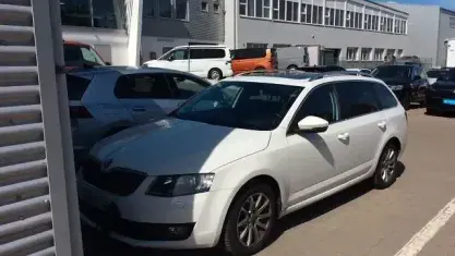 Brugt Skoda Octavia Elegance 150 HK (110 kW) 2014 Hvid Stationcar