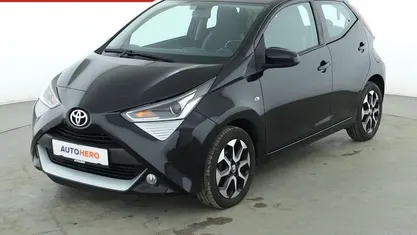 Gebraucht Toyota Aygo X-play 72 PS (52 kW) 2019 Schwarz Kleinwagen
