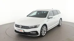 Weiß Gebraucht 2020 VW Passat Elegance Kombi | 26.440 € (Fairer Preis)