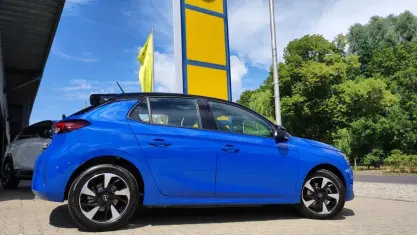 Neu Opel Corsa-e 114 kW (156 PS) 2026 Blau Kleinwagen