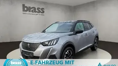 Gebraucht Peugeot e-2008 GTi 100 kW (136 PS) 2023 Artense silber SUV