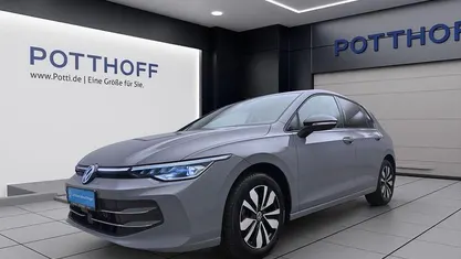 Gebraucht VW Golf VIII Goal 150 PS (110 kW) 2025 Limousine