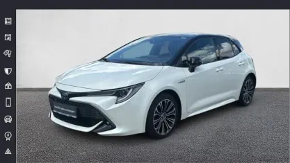 Gebraucht Toyota Corolla Club 179 PS (131 kW) 2019 Weiß Limousine