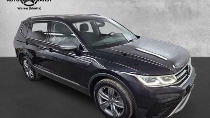 Gebraucht VW Tiguan Allspace Elegance 245 PS (180 kW) 2022 Schwarz SUV