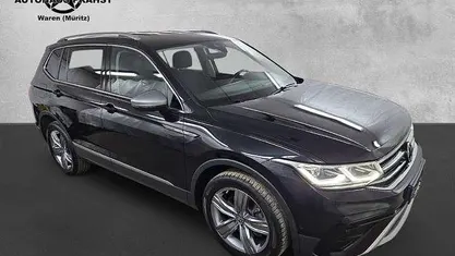 Gebraucht VW Tiguan Allspace Elegance 245 PS (180 kW) 2022 Schwarz SUV