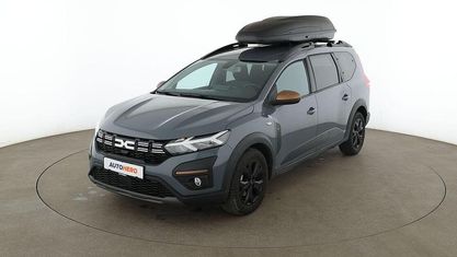 Używany Dacia Jogger Extreme 110 KM (80 kW) 2023 Szary Minivan