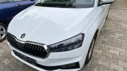 Gebraucht Skoda Fabia 116 PS (85 kW) 2024 Weiß Kleinwagen