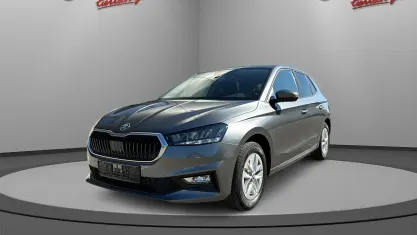 Neu Skoda Fabia Selection 95 PS (69 kW) 2025 Blackmagic perleffekt Limousine