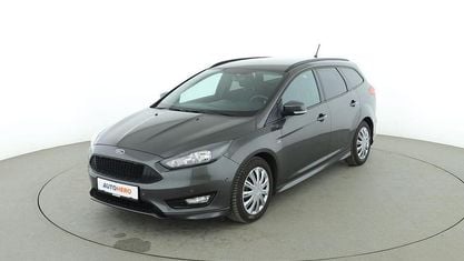 Używany Ford Focus ST-Line 140 KM (102 kW) 2018 Szary Kombi