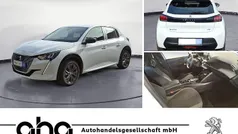 Weiß Gebraucht 2022 Peugeot e-208 Active Kleinwagen | 16.930 € (Fairer Preis)