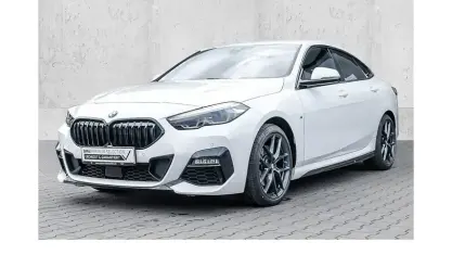 Gebraucht BMW 218 M Sport 136 PS (100 kW) 2022 Weiß Coupé