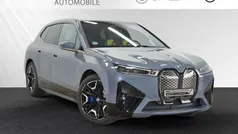 Storm bay metallic Gebraucht 2024 BMW iX Sport Line SUV | 77.200 € (Fairer Preis)