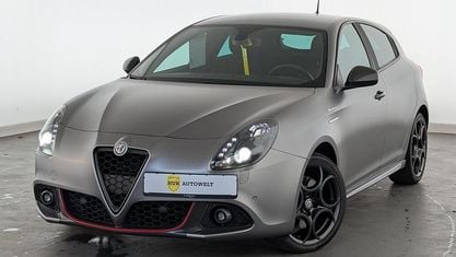 Używany Alfa Romeo Giulietta Veloce 241 KM (177 kW) 2018 Szary Hatchback