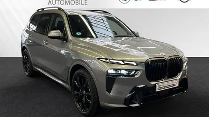 Gebraucht 2024 BMW X7 M Sport SUV | 89.900 € (Superpreis)