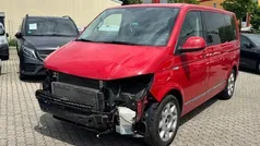 Rot Gebraucht 2015 VW T5 Generation Six Van | 19.900 €