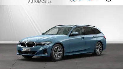 Gebraucht BMW 320 Sport Line 190 PS (139 kW) 2025 Arctic race blue metallic Kombi
