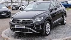 Schwarz Gebraucht 2024 VW T-Roc Life SUV | 29.985 € (Fairer Preis)