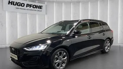Agate black Gebraucht 2023 Ford Focus ST-Line X Kombi | 25.850 € (Etwas zu teuer)