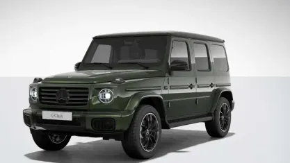 Gebraucht Mercedes G450 AMG 367 PS (269 kW) 2024 Manufaktur oliv metallic SUV