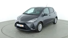 Grau Gebraucht 2019 Toyota Yaris Comfort Limousine | 12.230 € (Fairer Preis)
