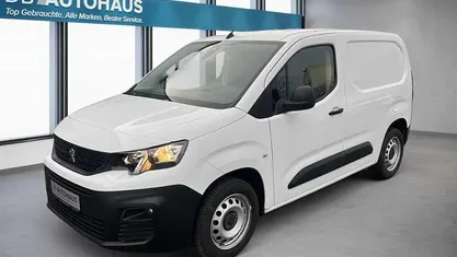 Gebraucht Peugeot Partner Premium 102 PS (75 kW) 2021 Weiß Van / Kleinbus