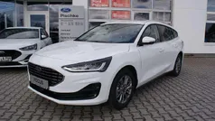 Weiss Gebraucht 2023 Ford Focus Titanium Kombi | 24.880 € (Fairer Preis)