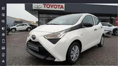 Weiß Gebraucht 2018 Toyota Aygo Business Edition Kleinwagen | 6.890 € (Fairer Preis)